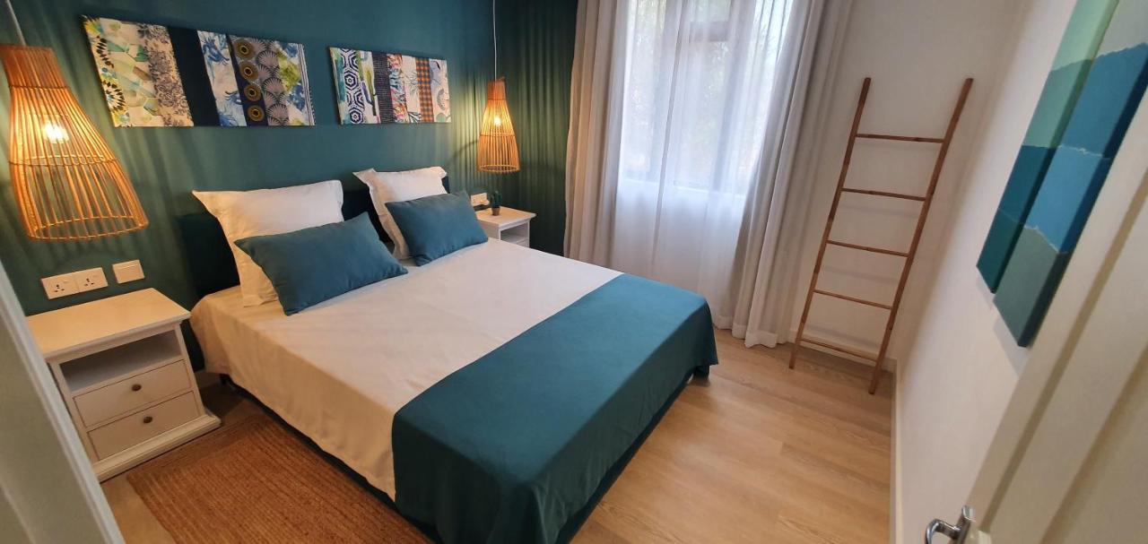Les Cerisiers - Exclusive Beach Residence - 3 Bedroom Modern Apartment, Flic En Flac ภายนอก รูปภาพ